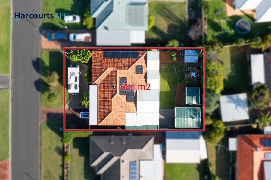 31 Perkins Avenue, EAST BUNBURY, WA 6230, East Bunbury - Thumbnail 2