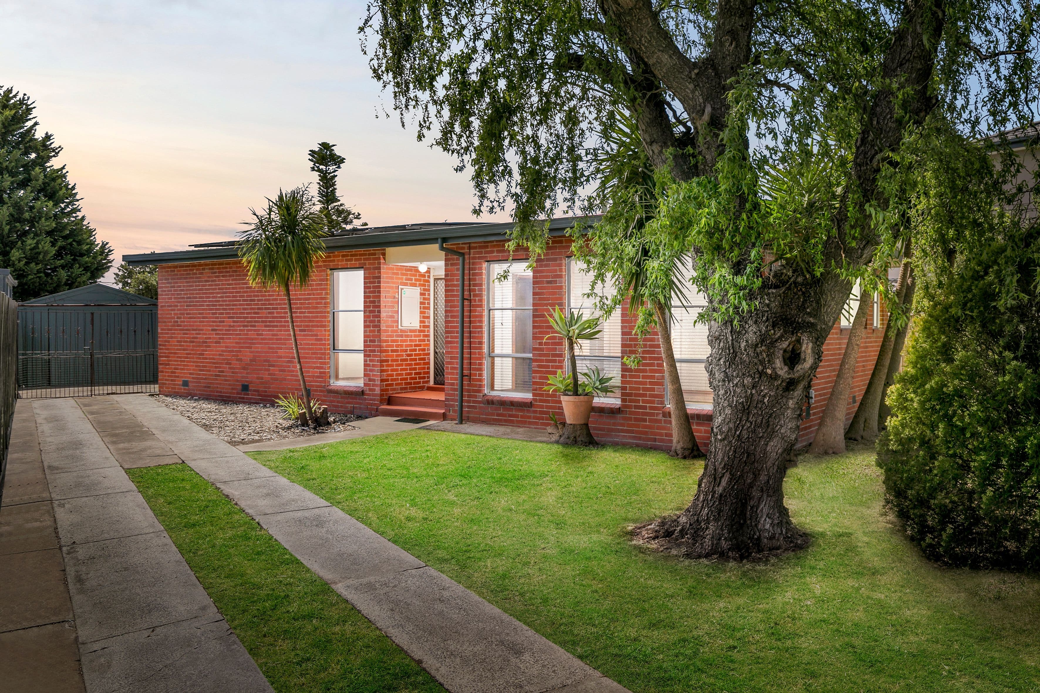 16 Almurta Avenue, Coolaroo - Image 1
