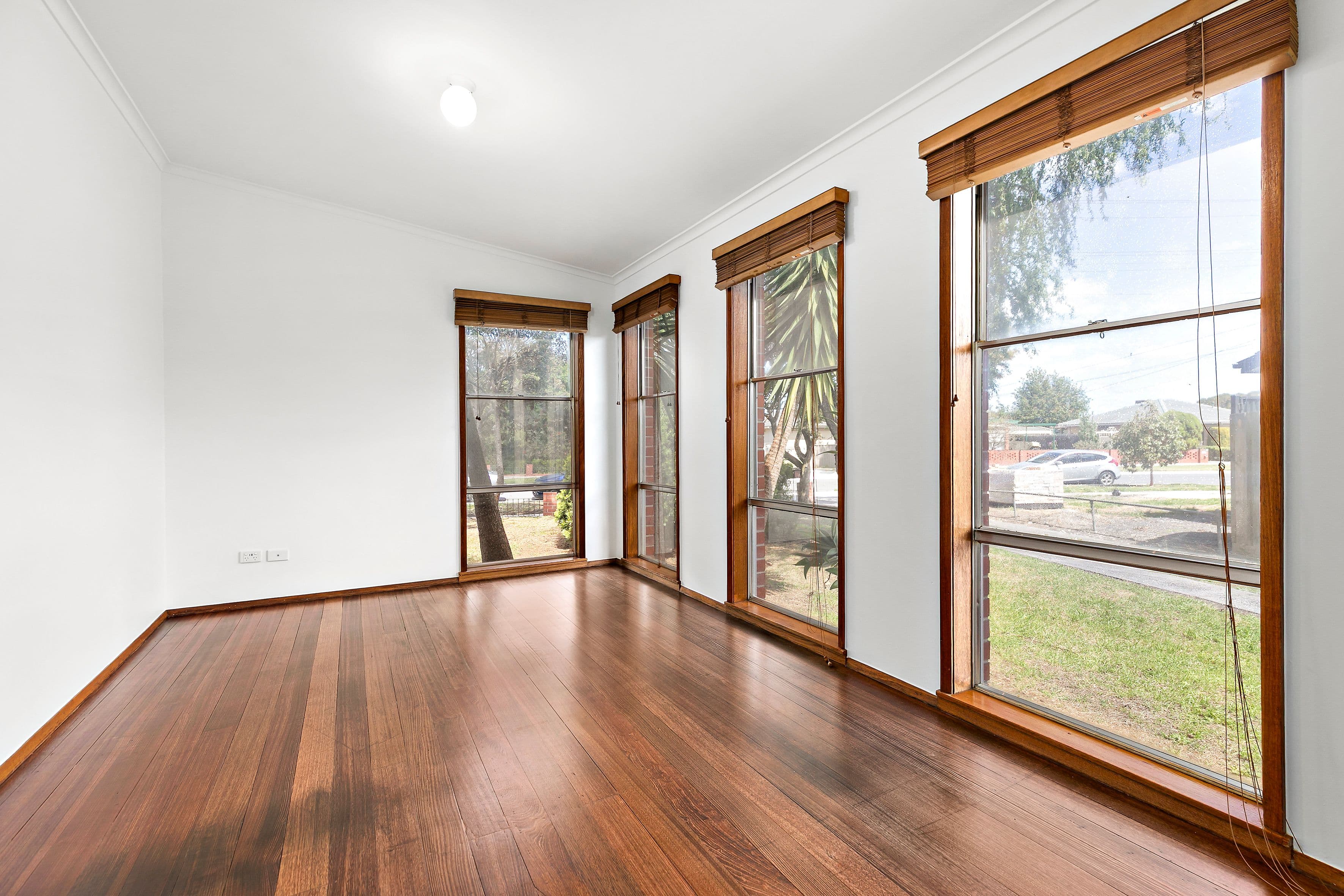 16 Almurta Avenue, Coolaroo - Thumbnail 4