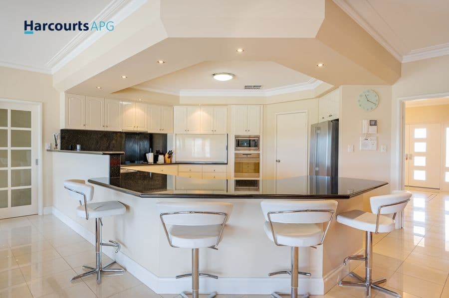 14 Gleneagles Way, PELICAN POINT, WA 6230, Pelican Point - Thumbnail 4
