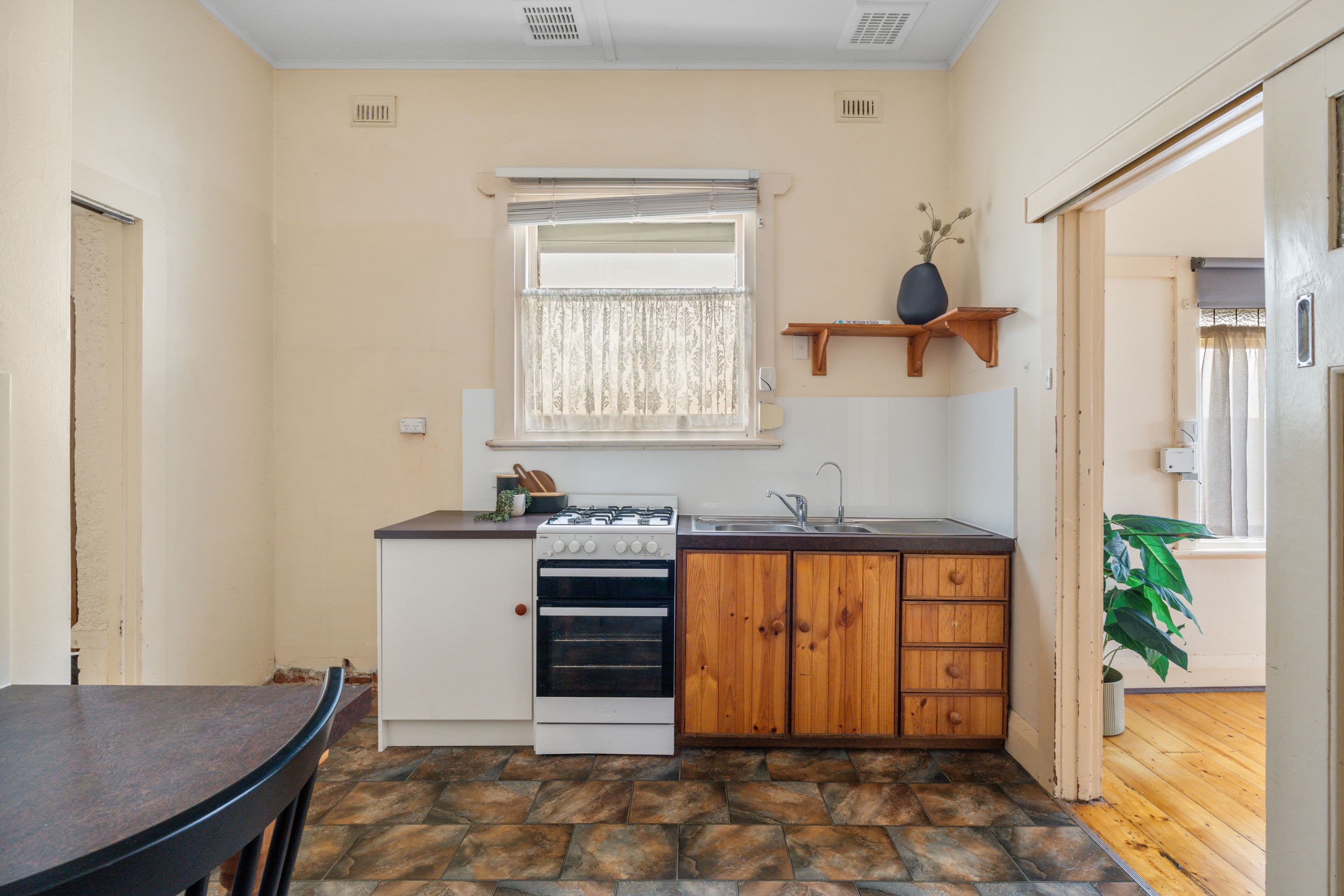 9 St Johns Row , Glenelg SA 5045, Glenelg - Thumbnail 6