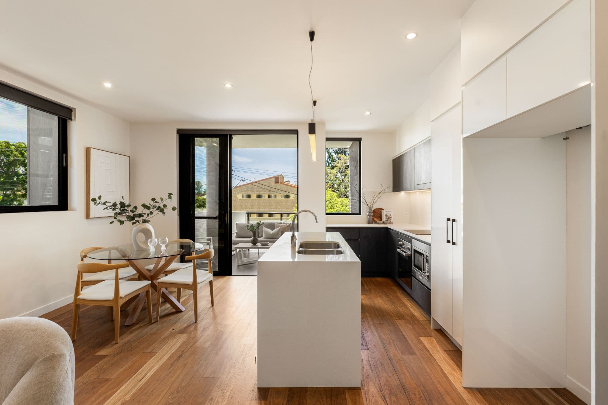 121 Clarence Road , Indooroopilly QLD 4068, Indooroopilly - Thumbnail 4