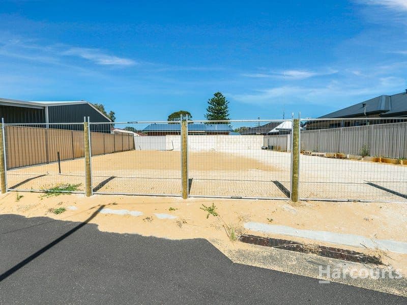 12 Hough Road, EAST BUNBURY, WA 6230, East Bunbury - Thumbnail 4