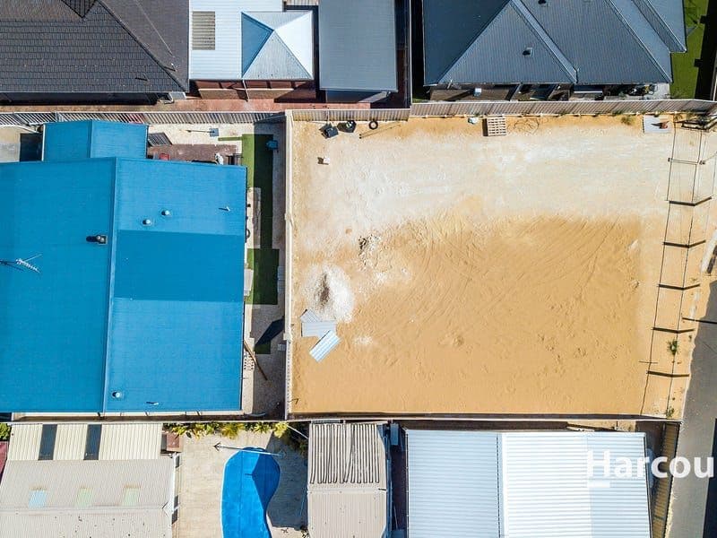 12 Hough Road, EAST BUNBURY, WA 6230, East Bunbury - Thumbnail 5
