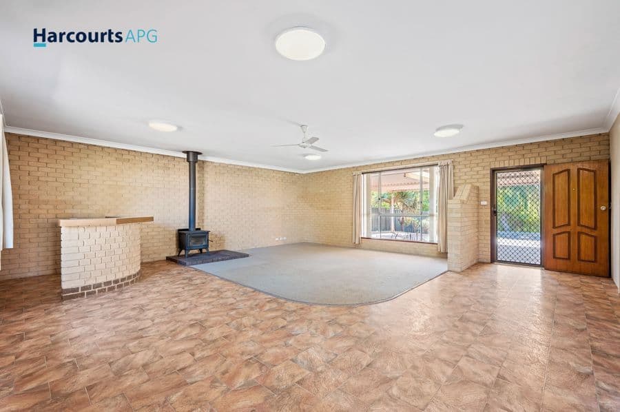 4 Eades Street, GLEN IRIS, WA 6230, Glen Iris - Thumbnail 2