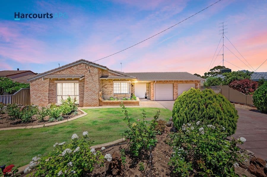 5 Oleander Place, EAST BUNBURY, WA 6230, East Bunbury - Image 1