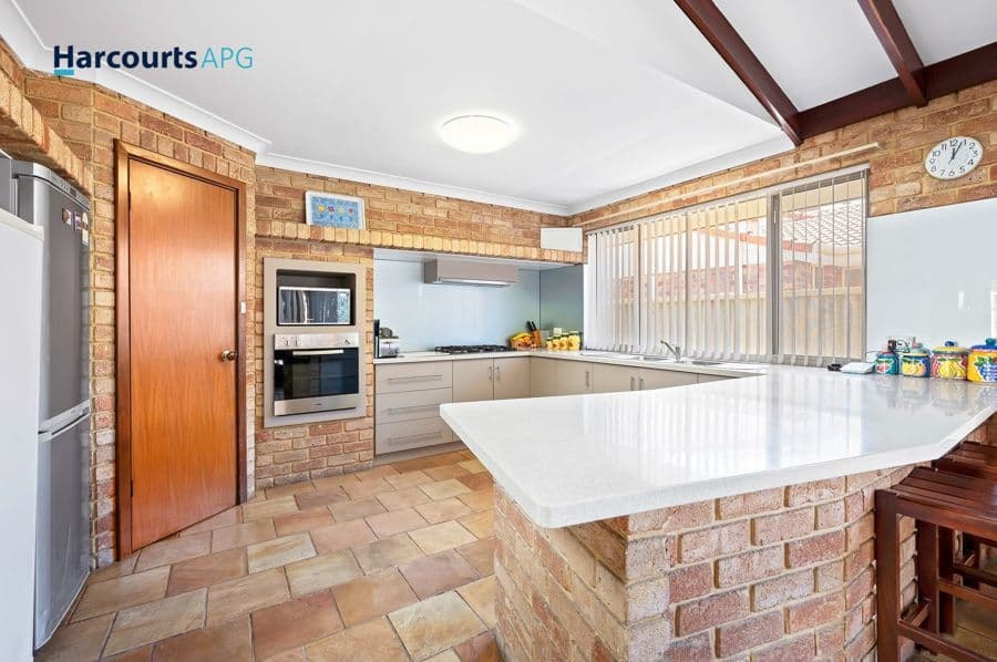 5 Oleander Place, EAST BUNBURY, WA 6230, East Bunbury - Thumbnail 5
