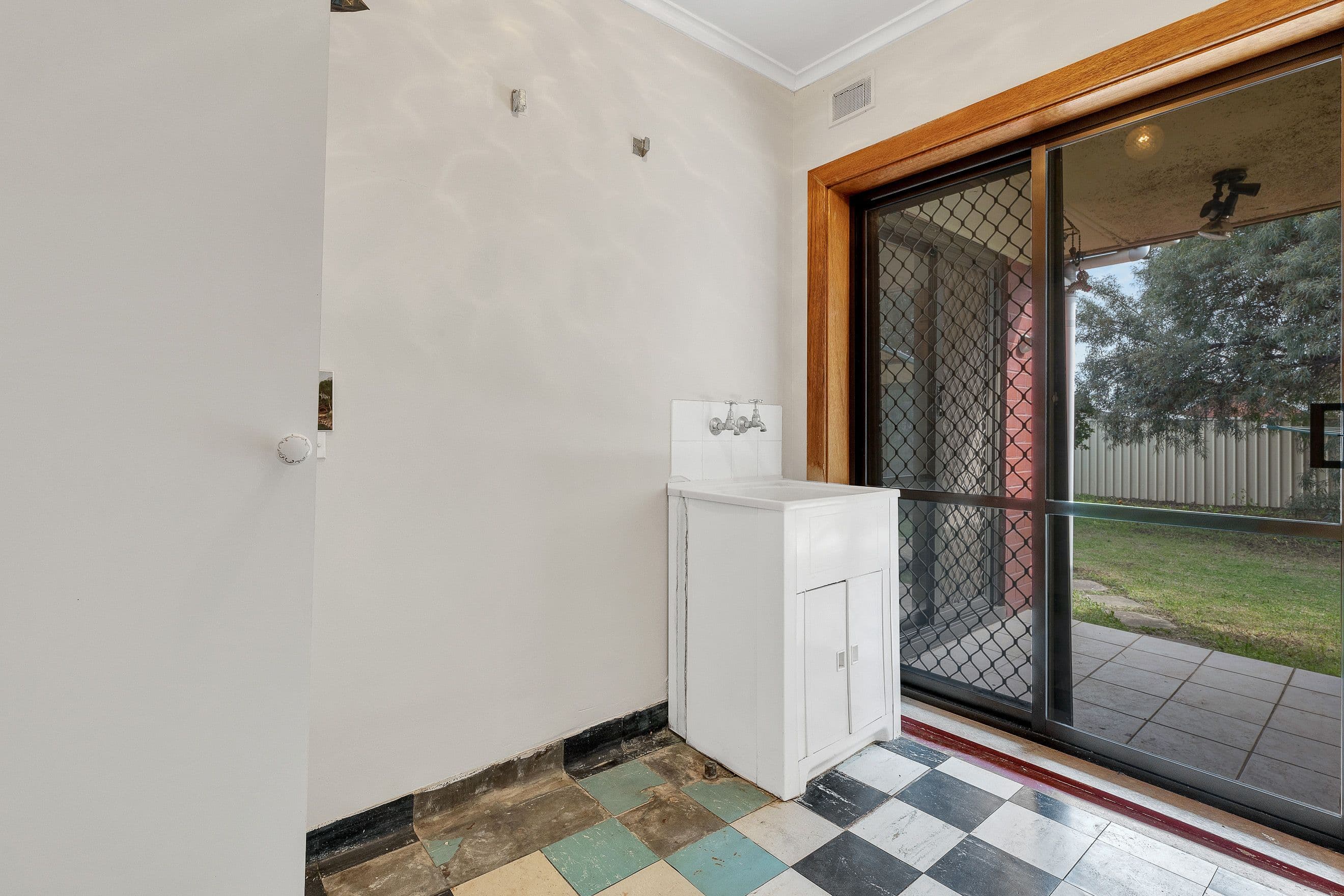149 Peachey Road, Davoren Park - Thumbnail 8