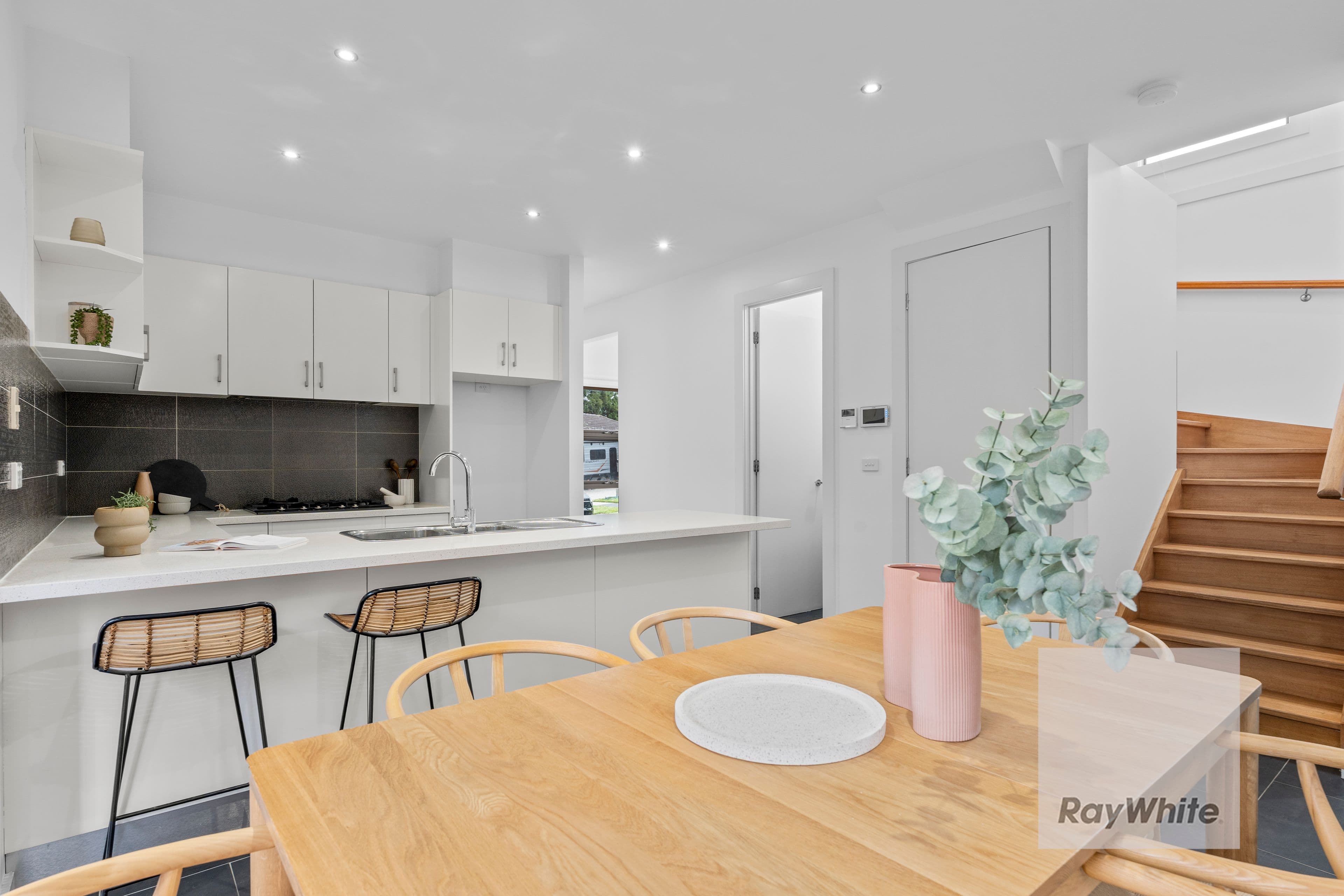 6 Moore Court , Bundoora VIC 3083, Bundoora - Thumbnail 4