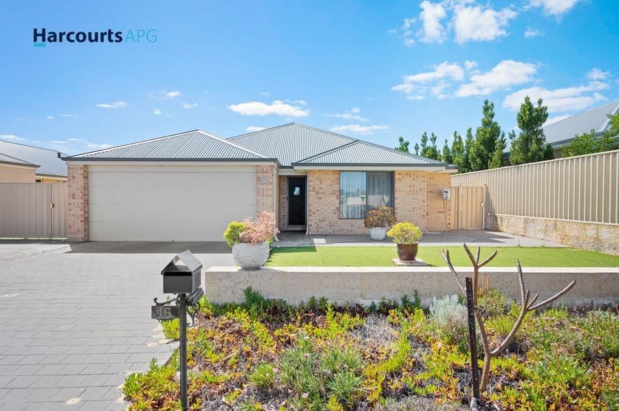 16 Hazelgrove Crescent, MILLBRIDGE, WA 6232, Millbridge - Image 1