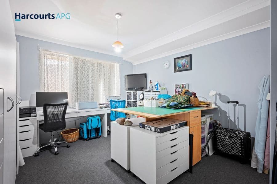 16 Hazelgrove Crescent, MILLBRIDGE, WA 6232, Millbridge - Thumbnail 7