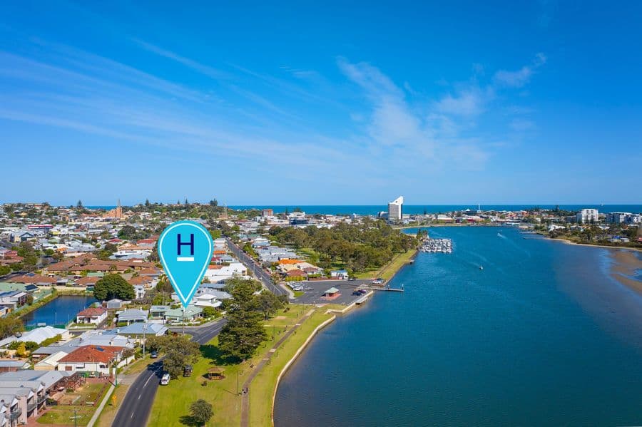 109 Stirling Street, BUNBURY, WA 6230, Bunbury - Thumbnail 2