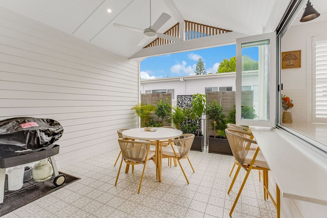 5/11 Appel Street, COOLANGATTA, QLD 4225, Coolangatta - Thumbnail 2