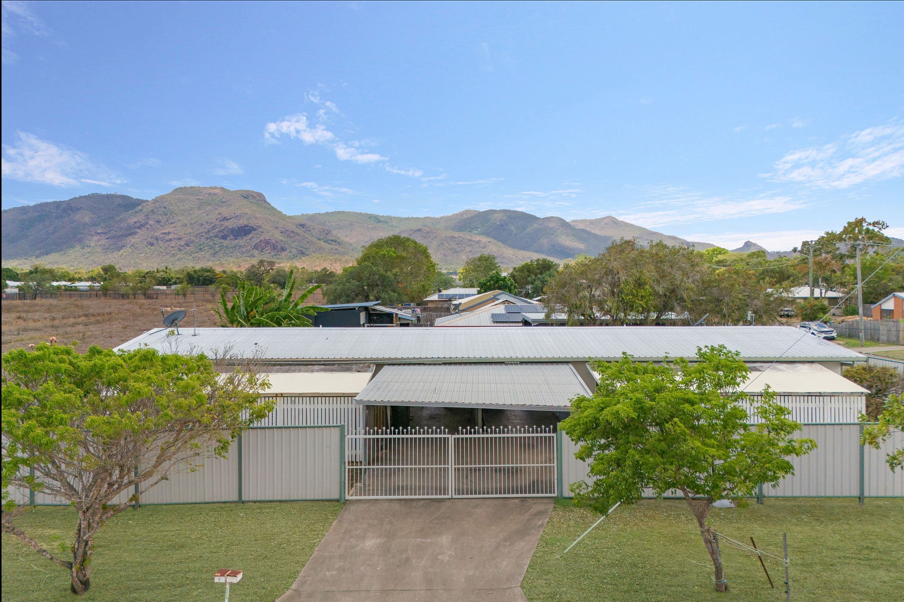 1 Alexander Court , Rasmussen QLD 4815, Rasmussen - Image 1