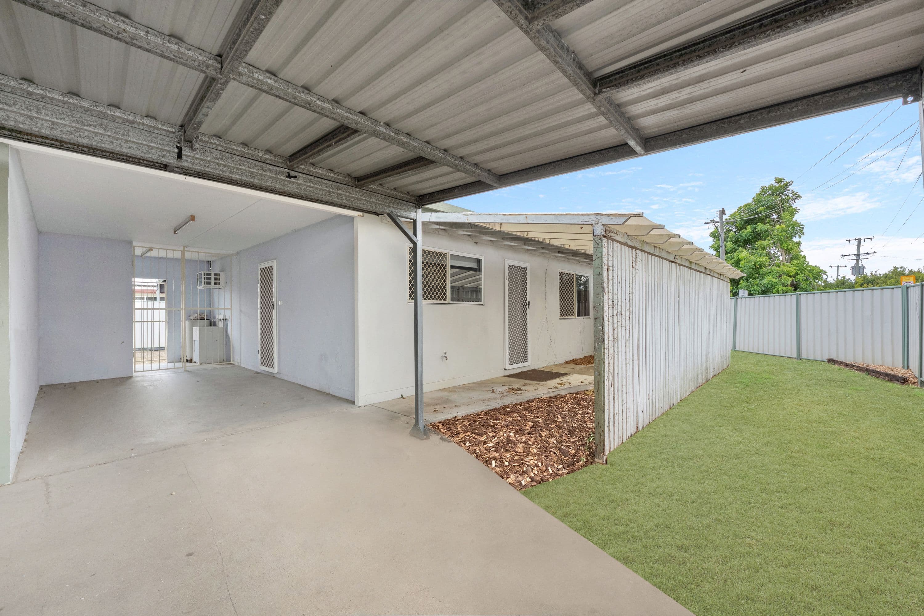 1 Alexander Court , Rasmussen QLD 4815, Rasmussen - Thumbnail 2