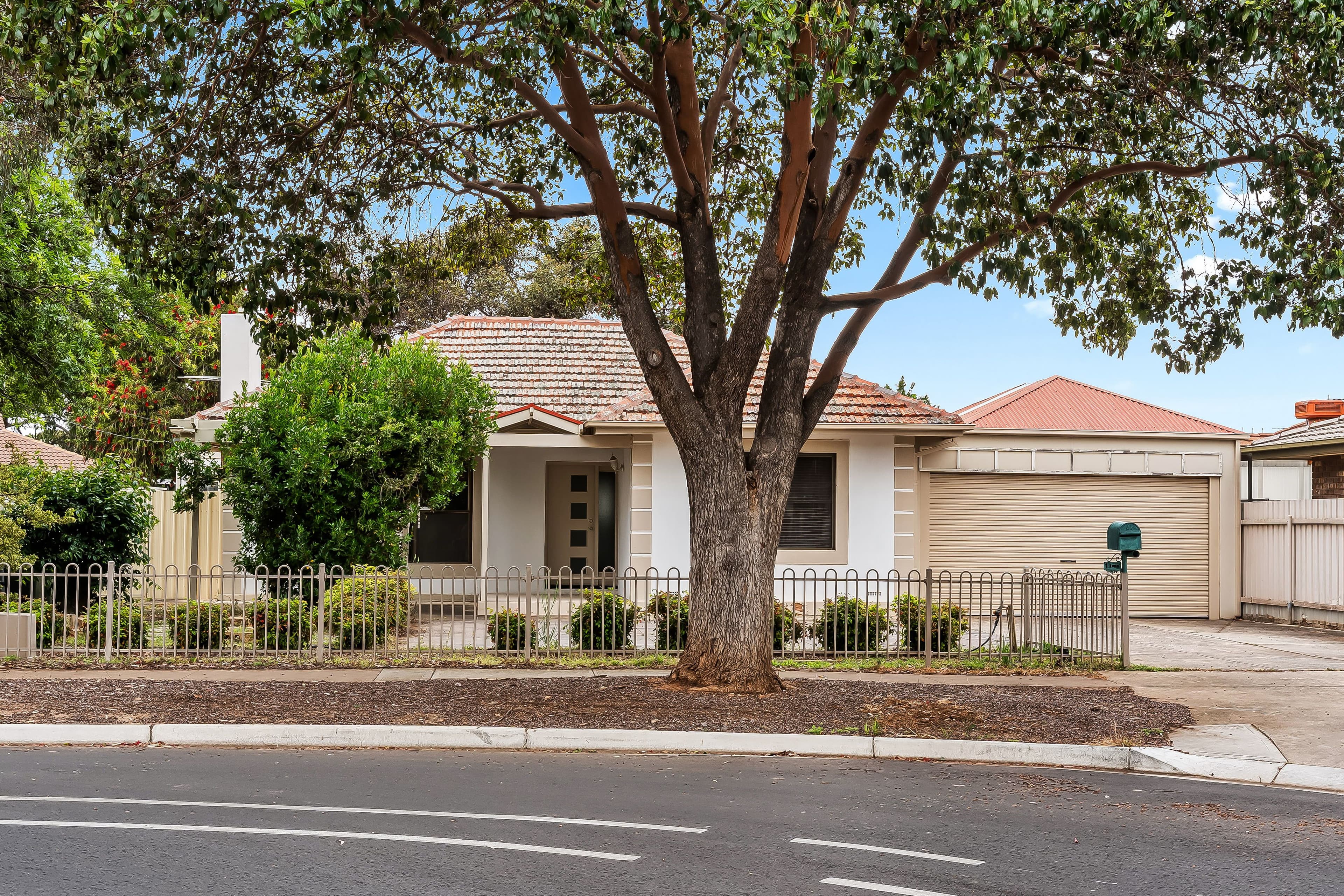 1 Iona Street , Broadview SA 5083, Broadview - Image 1