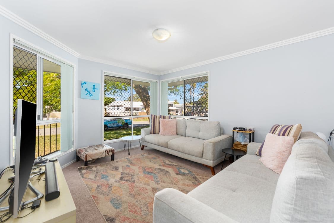 1 Floral Avenue, TWEED HEADS SOUTH, NSW 2486, Tweed Heads South - Thumbnail 2
