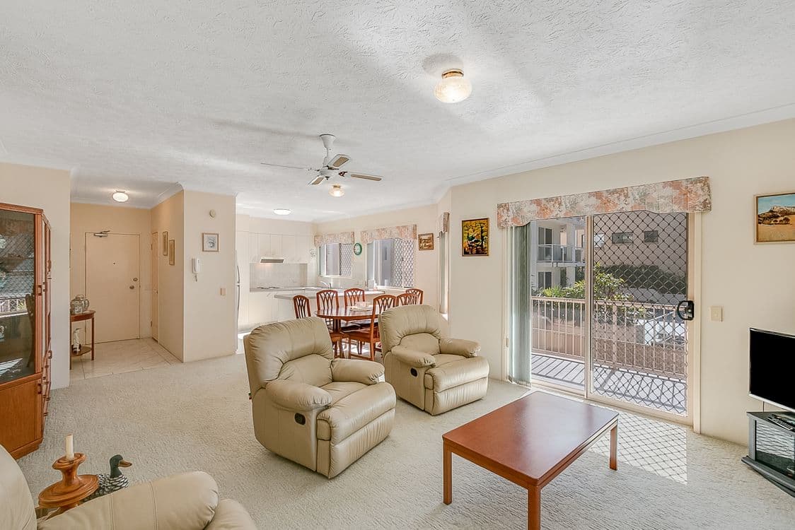 3/28 Dutton Street, COOLANGATTA, QLD 4225, Coolangatta - Thumbnail 4