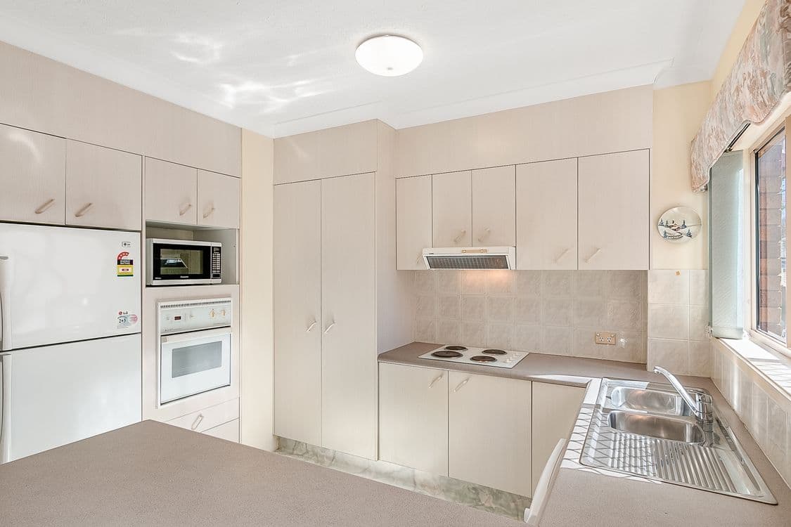 3/28 Dutton Street, COOLANGATTA, QLD 4225, Coolangatta - Thumbnail 6
