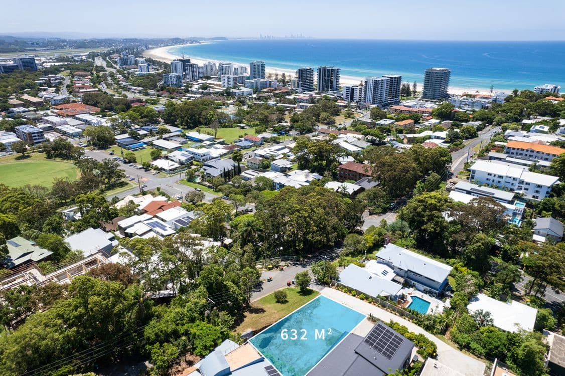 66 Rutledge Street, COOLANGATTA, QLD 4225, Coolangatta - Thumbnail 3