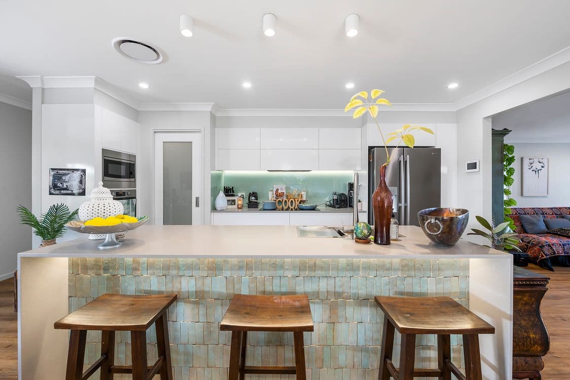 19 Satinwood Place, PALM BEACH, QLD 4221, Palm Beach - Thumbnail 7