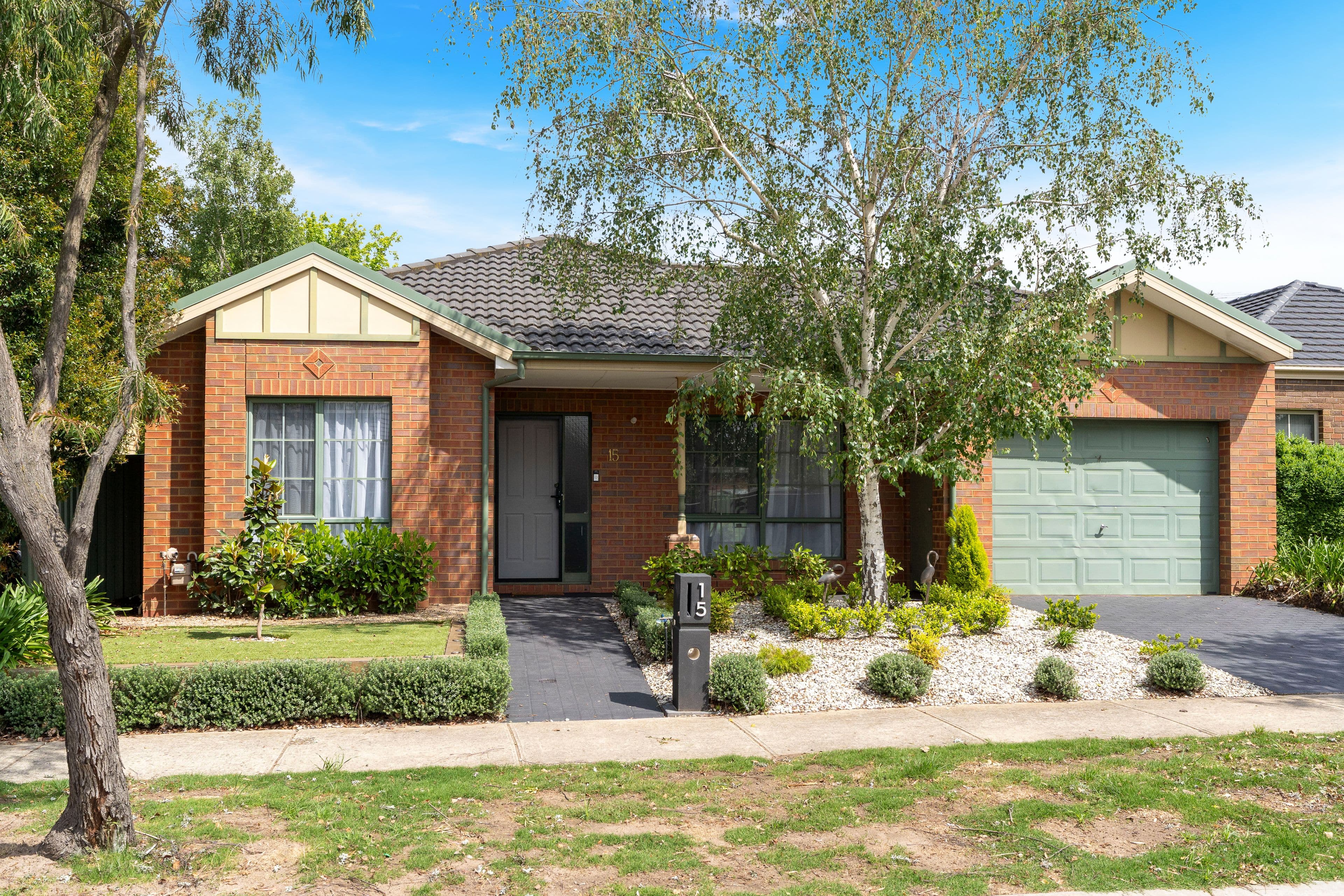 15 Swinburne Close , Craigieburn VIC 3064, Craigieburn - Image 1