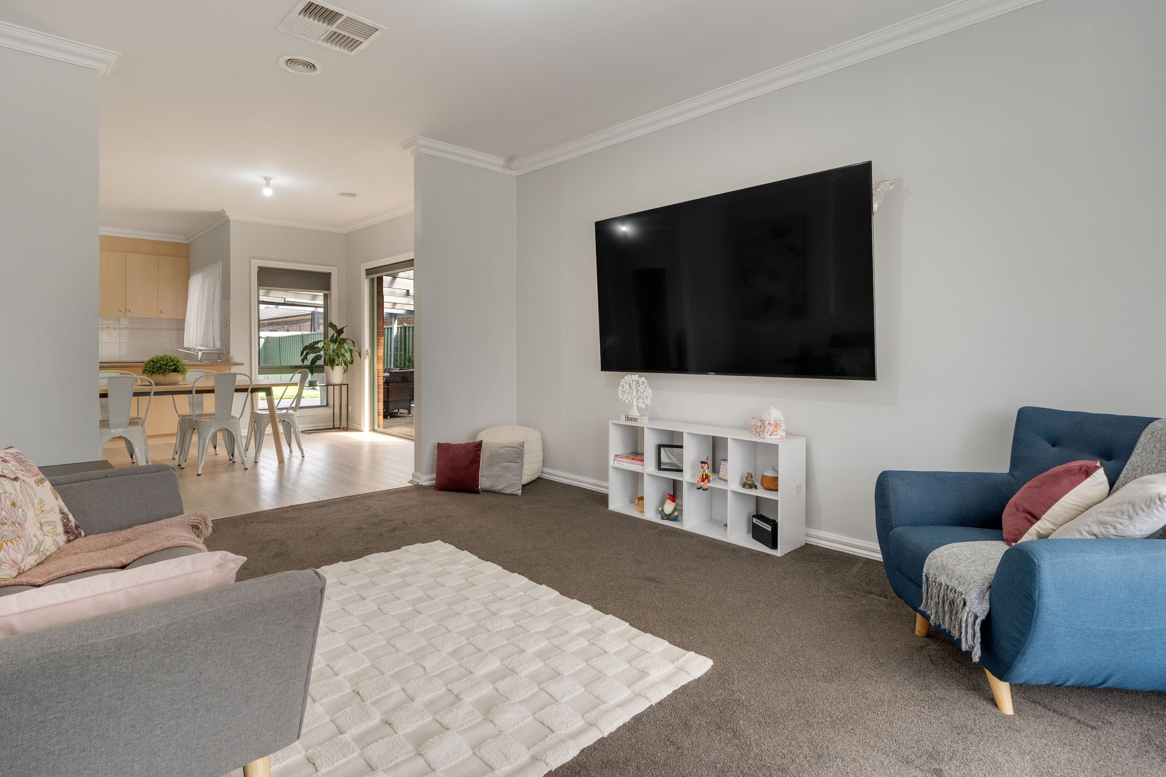 15 Swinburne Close , Craigieburn VIC 3064, Craigieburn - Thumbnail 5