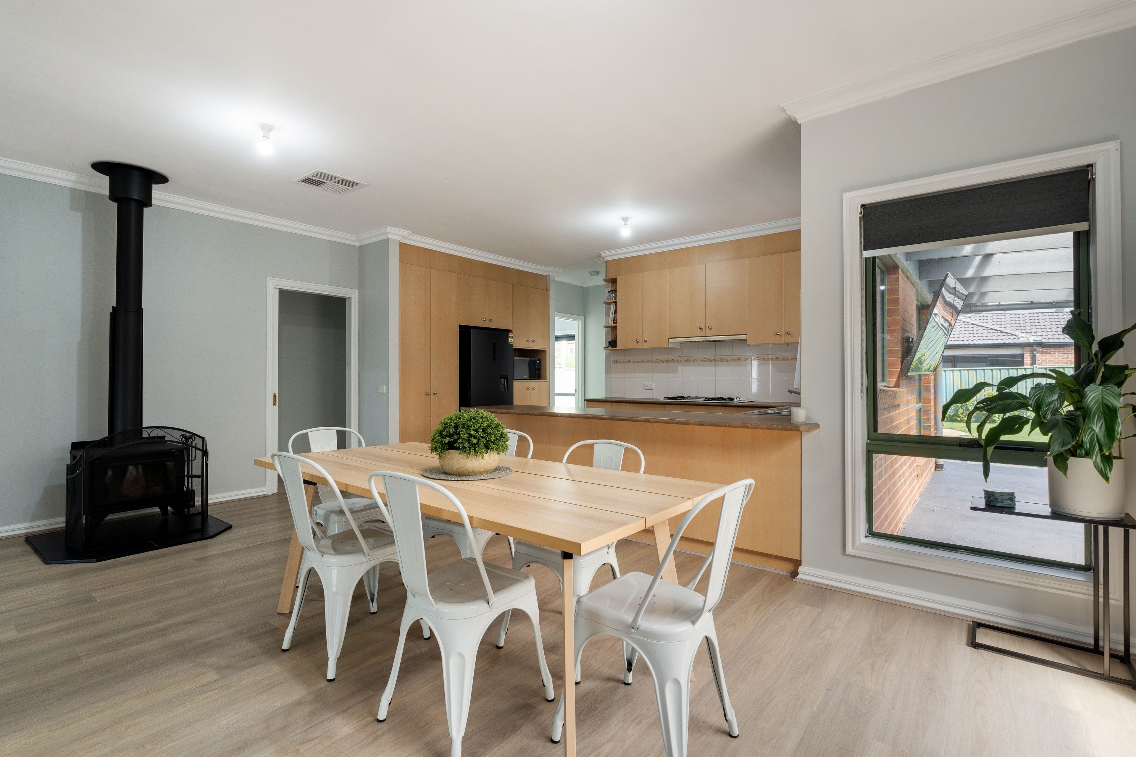 15 Swinburne Close , Craigieburn VIC 3064, Craigieburn - Thumbnail 6
