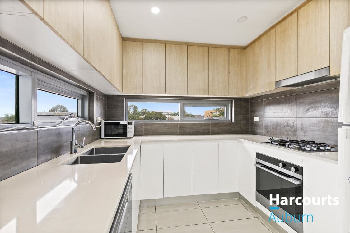 302/18 Harrow Road, AUBURN, NSW 2144, Auburn - Thumbnail 2