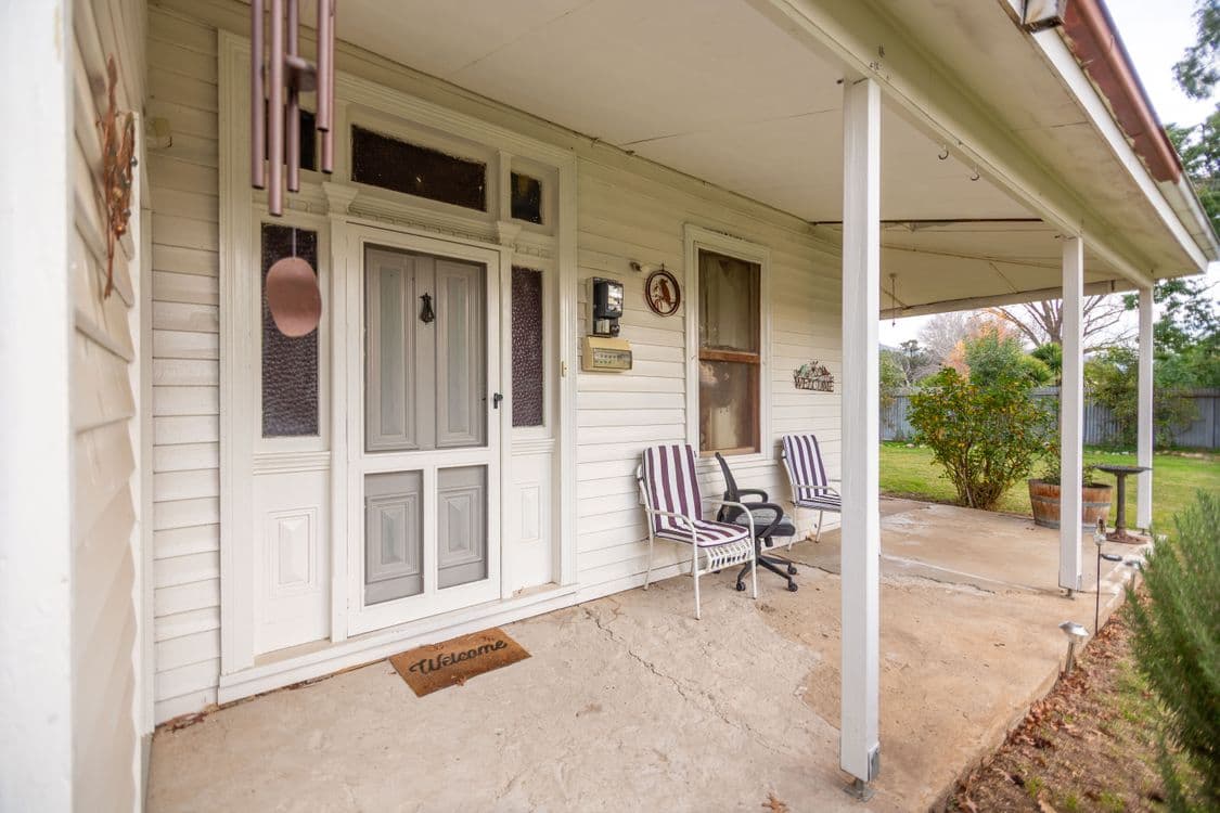 6895 Great Alpine Road, SWIFTS CREEK, VIC 3896, Swifts Creek - Thumbnail 2