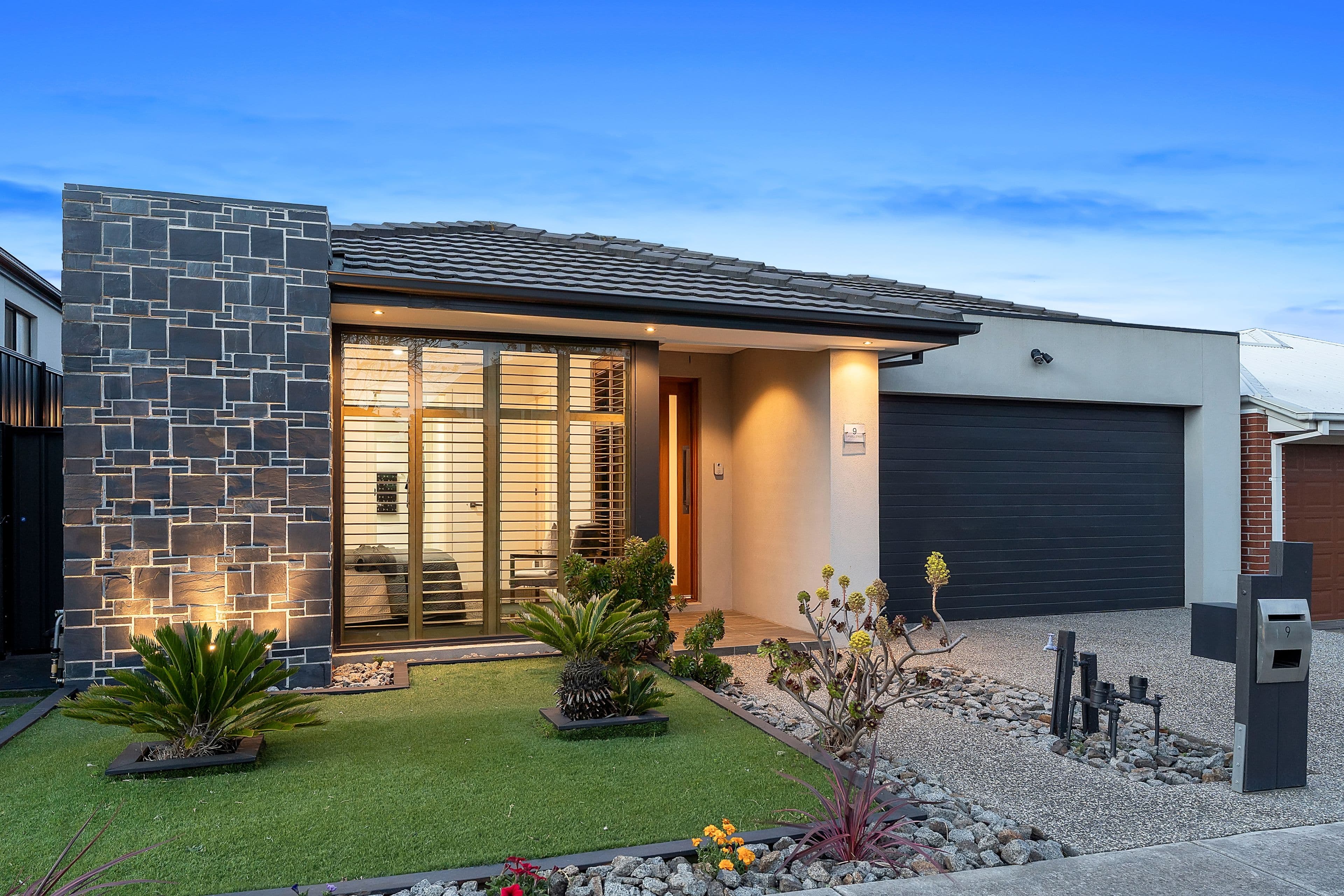 9 Lansell Street , Craigieburn VIC 3064, Craigieburn - Thumbnail 2