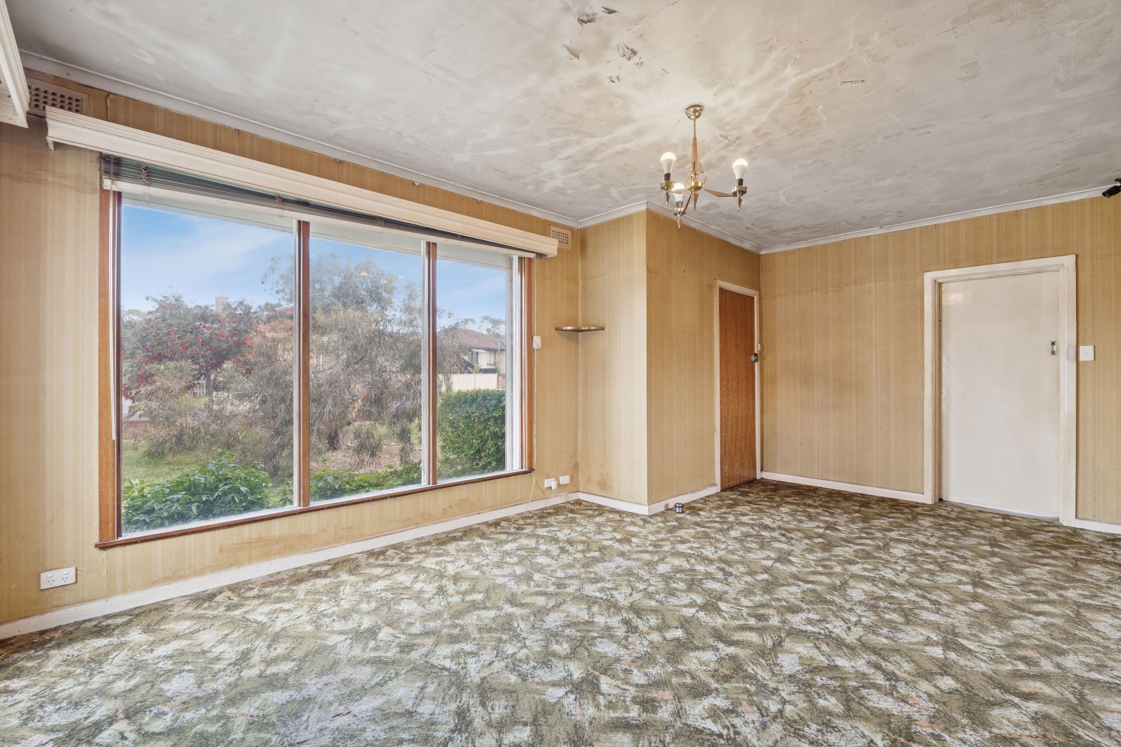 36 Charlton Crescent , Reservoir VIC 3073, Reservoir - Thumbnail 4