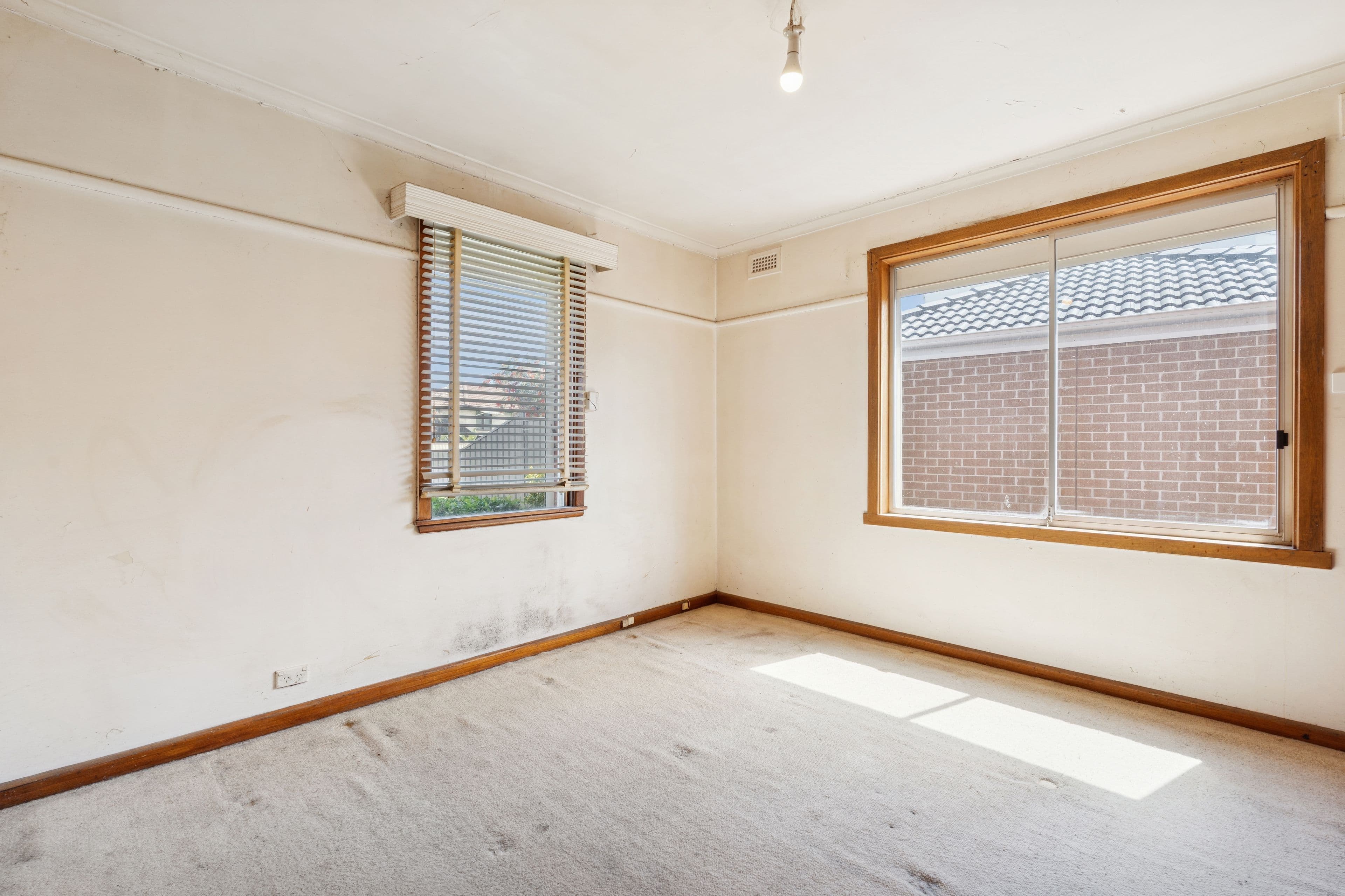 36 Charlton Crescent , Reservoir VIC 3073, Reservoir - Thumbnail 8
