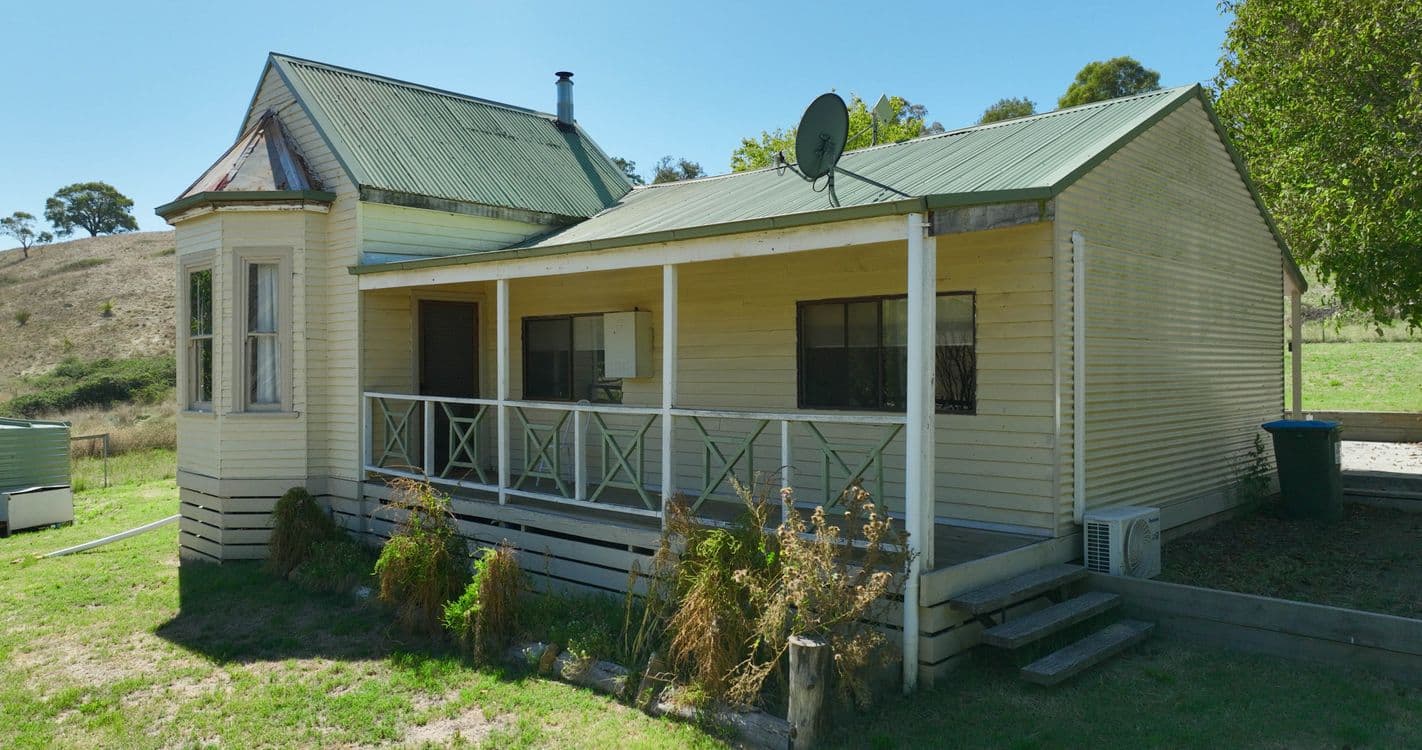 228 Omeo Highway, OMEO, VIC 3898, Omeo - Thumbnail 4