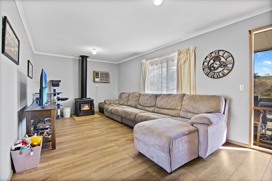 5060 Great Alpine Road, ENSAY, VIC 3895, Ensay - Thumbnail 4