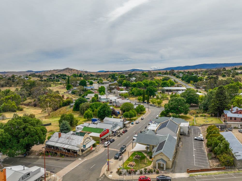 186 Day Avenue, OMEO, VIC 3898, Omeo - Thumbnail 4