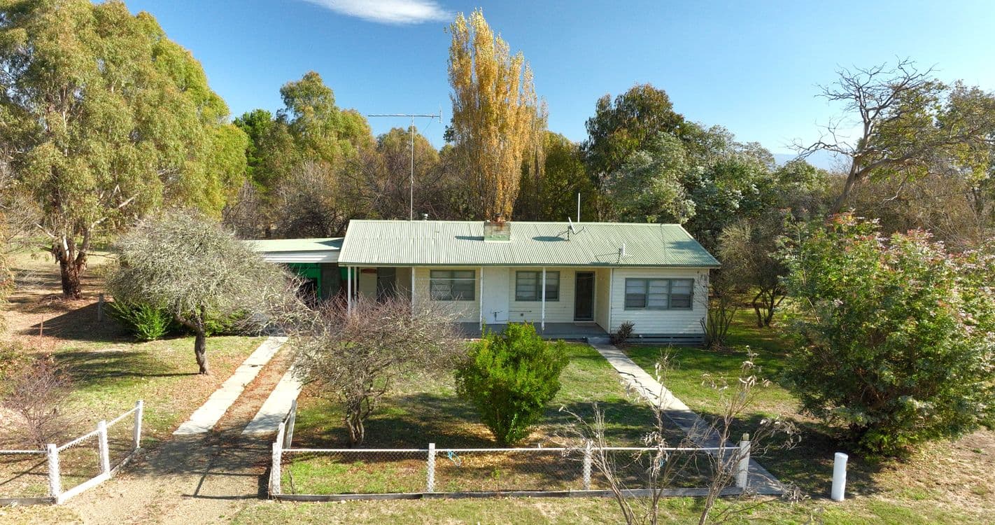 31 Young Street, BENAMBRA, VIC 3900, Benambra - Thumbnail 2