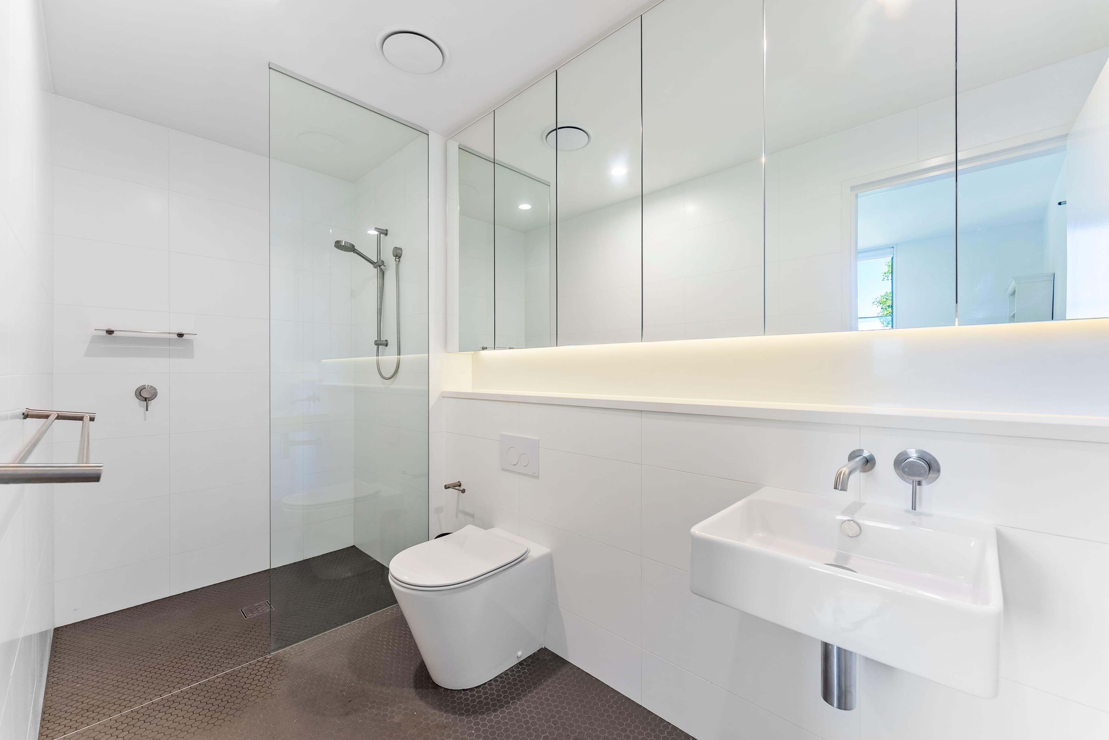 3 Mckinnon Avenue , Five Dock NSW 2046, Five Dock - Thumbnail 8