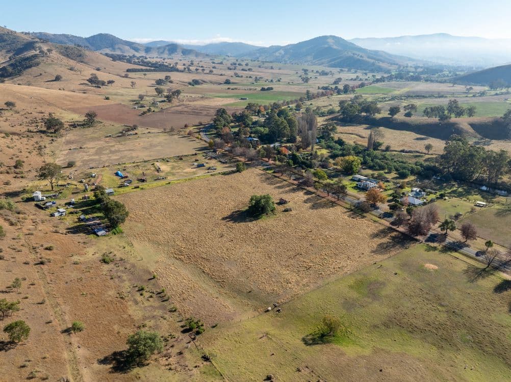 6975 Great Alpine Road, SWIFTS CREEK, VIC 3896, Swifts Creek - Thumbnail 4