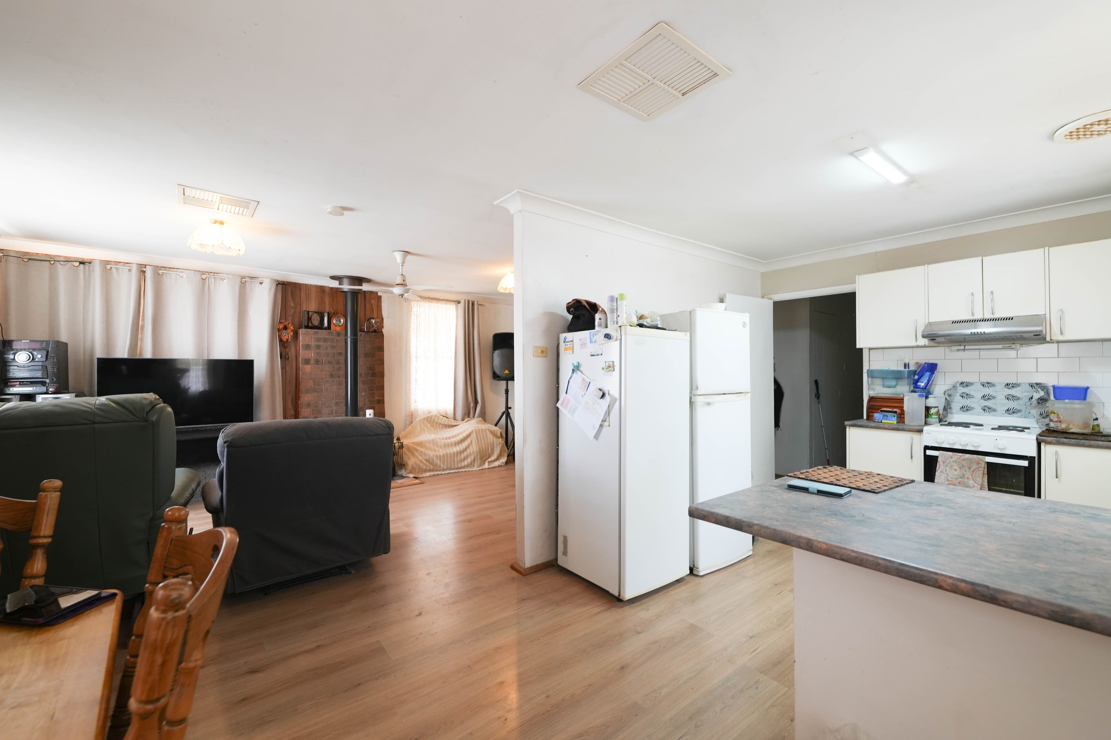 111 Boori Street , Peak Hill NSW 2869, Peak Hill - Thumbnail 4