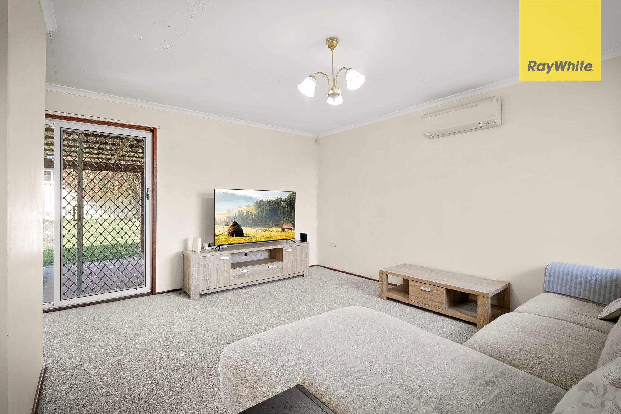 10 Kestrel Crescent , Erskine Park NSW 2759, Erskine Park - Thumbnail 3