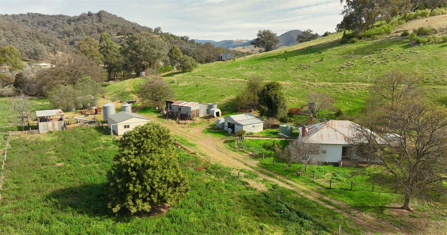 21 Factory Lane, SWIFTS CREEK, VIC 3896, Swifts Creek - Image 1