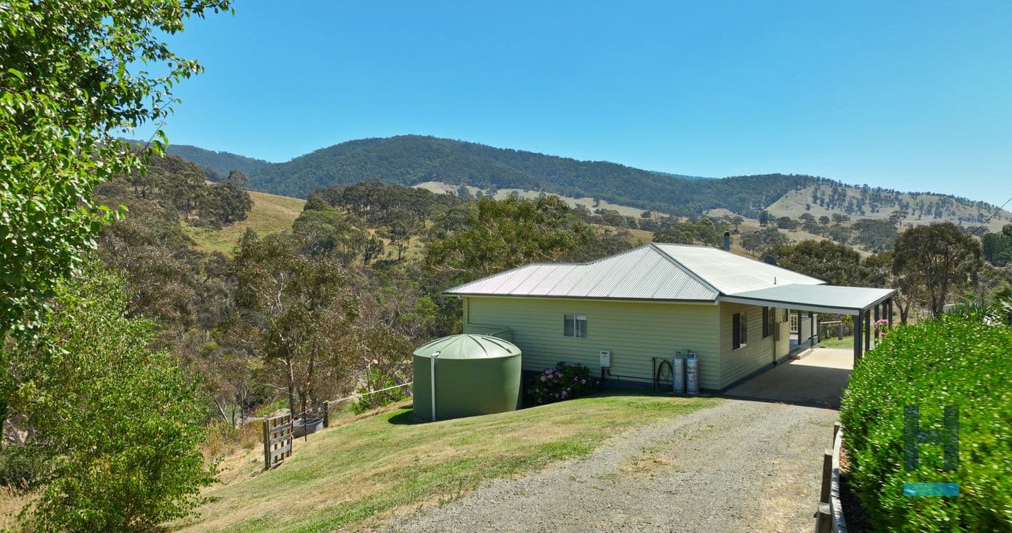 18 Day Avenue, OMEO, VIC 3898, Omeo - Thumbnail 3