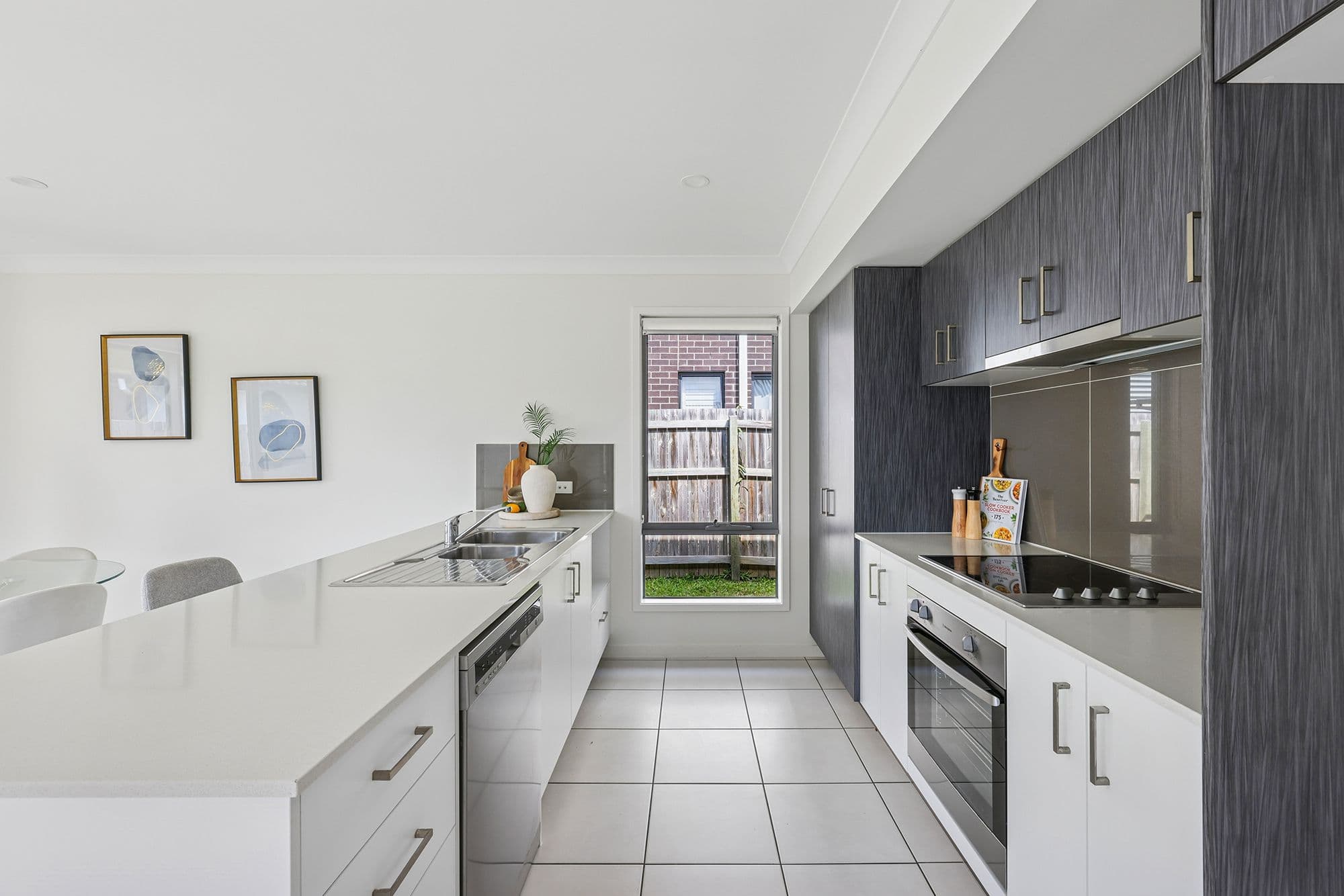 9 Parkland Avenue , Arundel QLD 4214, Arundel - Thumbnail 7