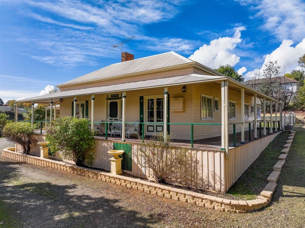 127 Day Avenue, OMEO, VIC 3898, Omeo - Image 1
