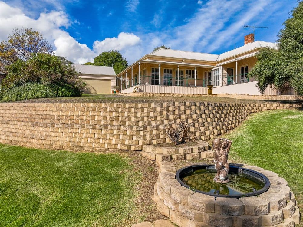 127 Day Avenue, OMEO, VIC 3898, Omeo - Thumbnail 5