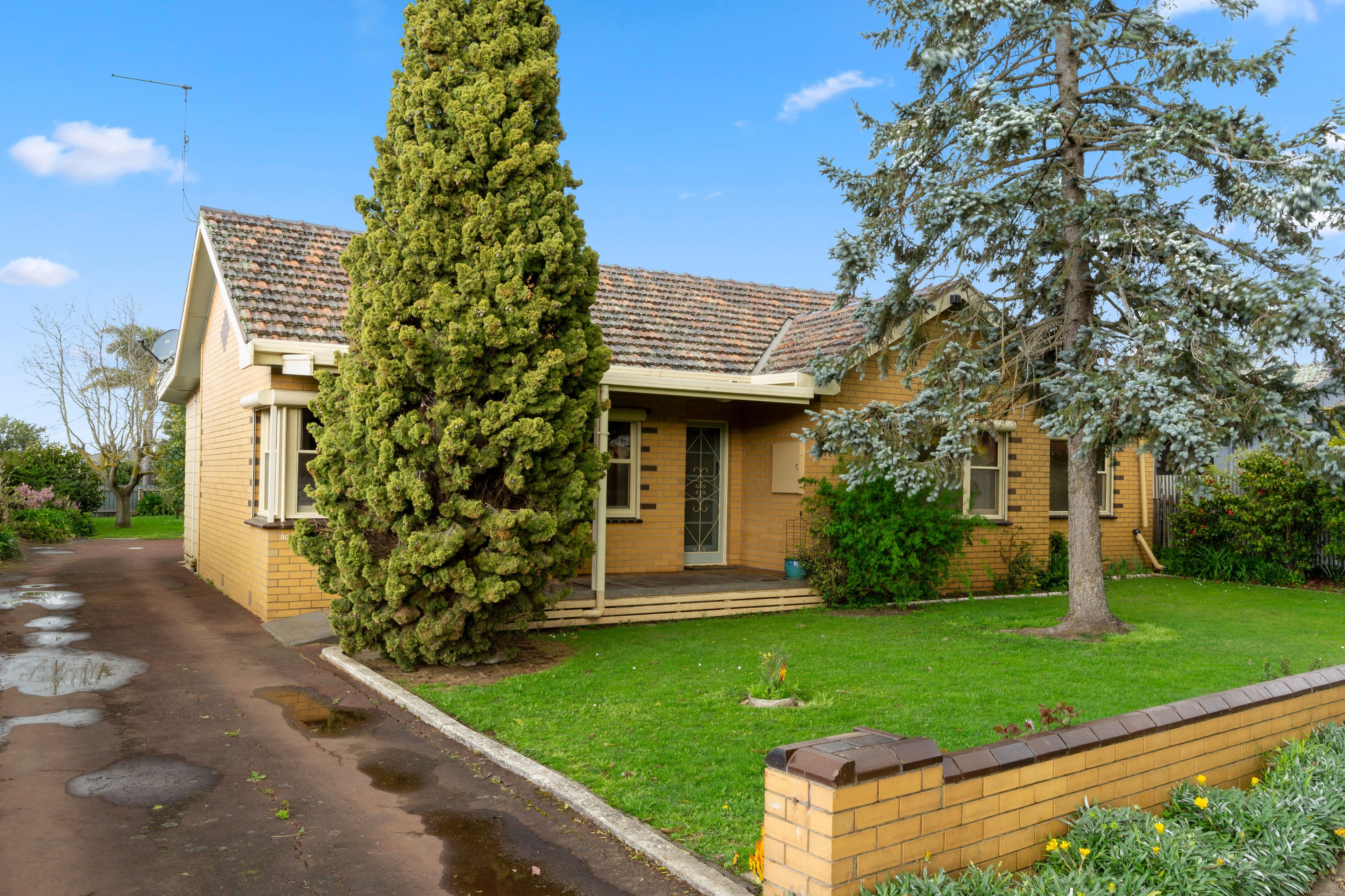 90 Victoria Street , Cobden VIC 3266, Cobden - Thumbnail 2