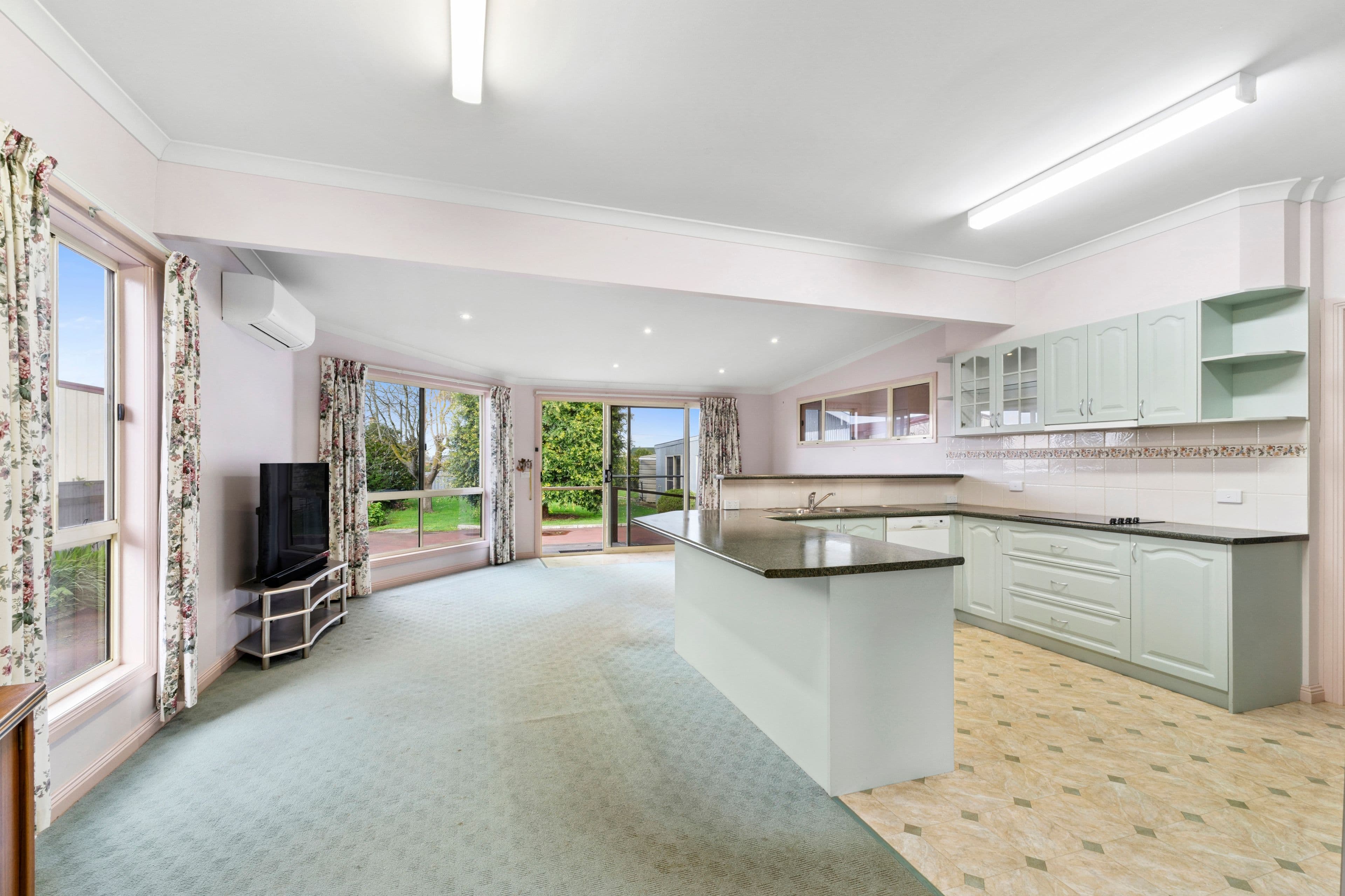 90 Victoria Street , Cobden VIC 3266, Cobden - Thumbnail 5
