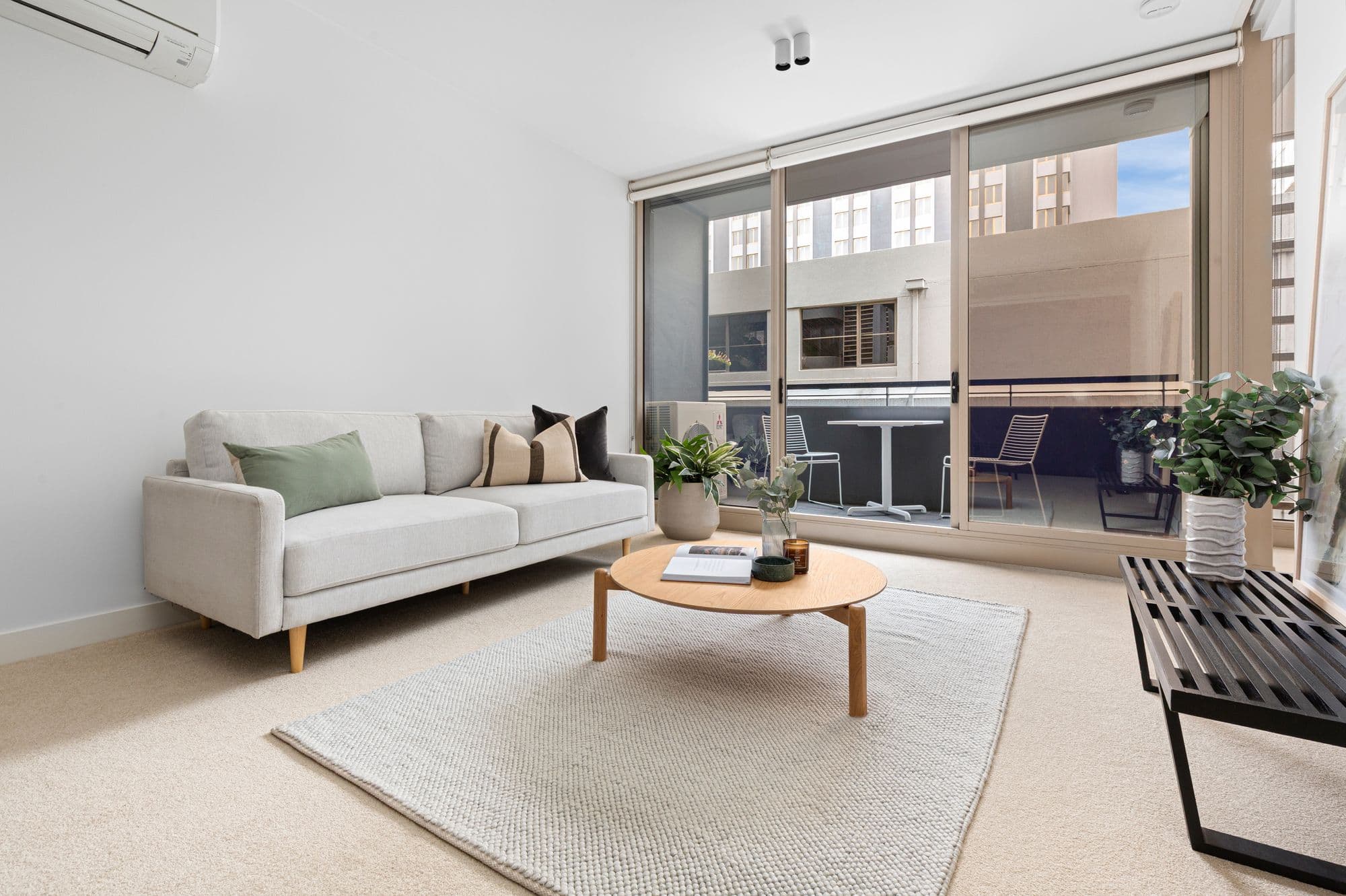 74 Queens Road , Melbourne VIC 3004, Melbourne - Thumbnail 2