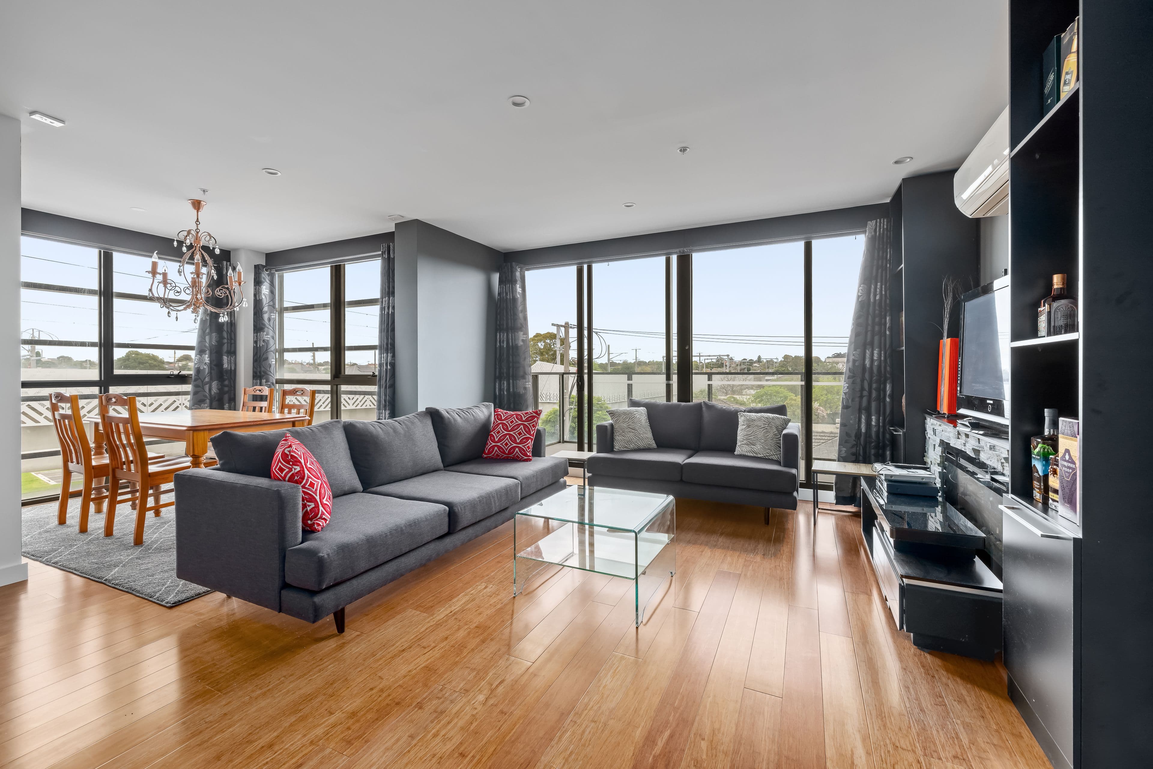 8 Clinch Avenue , Preston VIC 3072, Preston - Image 1